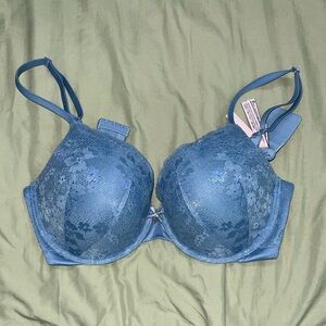 Victoria’s Secret bra